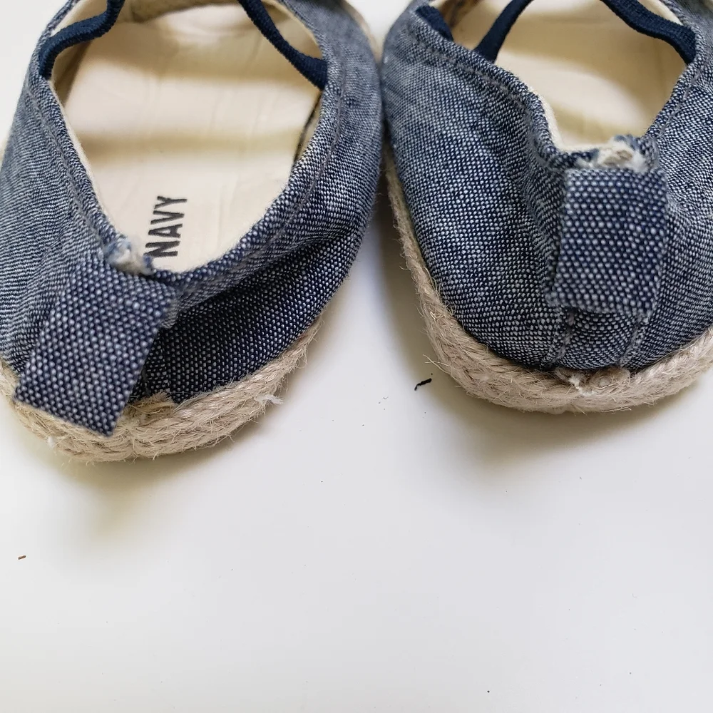 Old Navy Infant Chambray Sandals